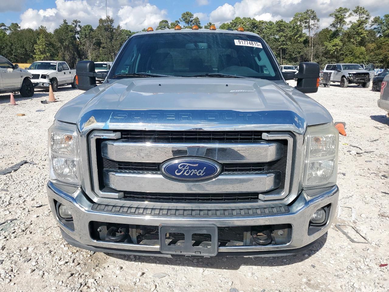 2015 Ford F350 Super Duty - Фото 5