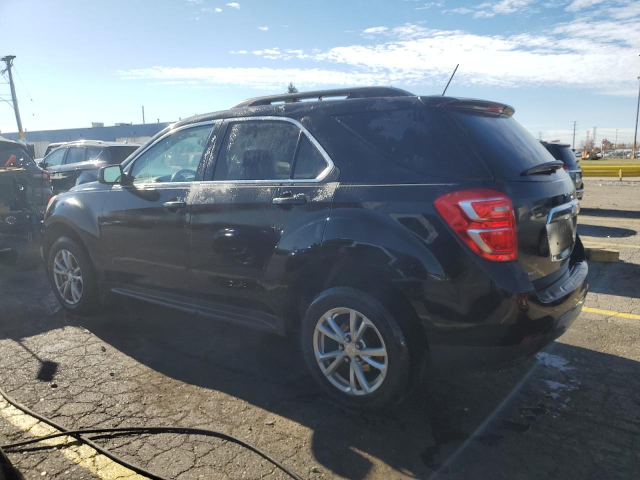 2017 Chevrolet Equinox Lt - Фото 2