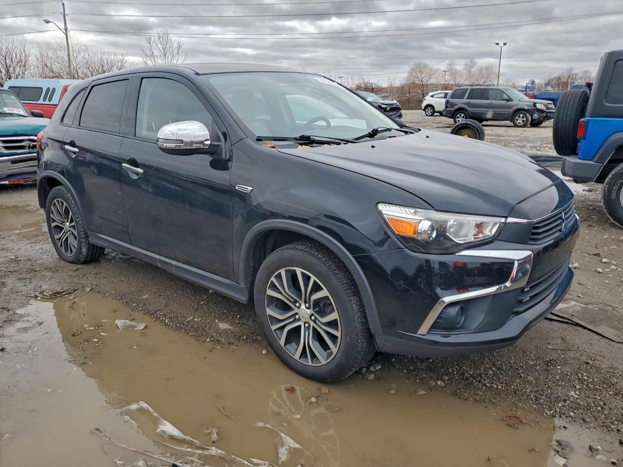 2017 Mitsubishi Outlander Sport Es - Image 4