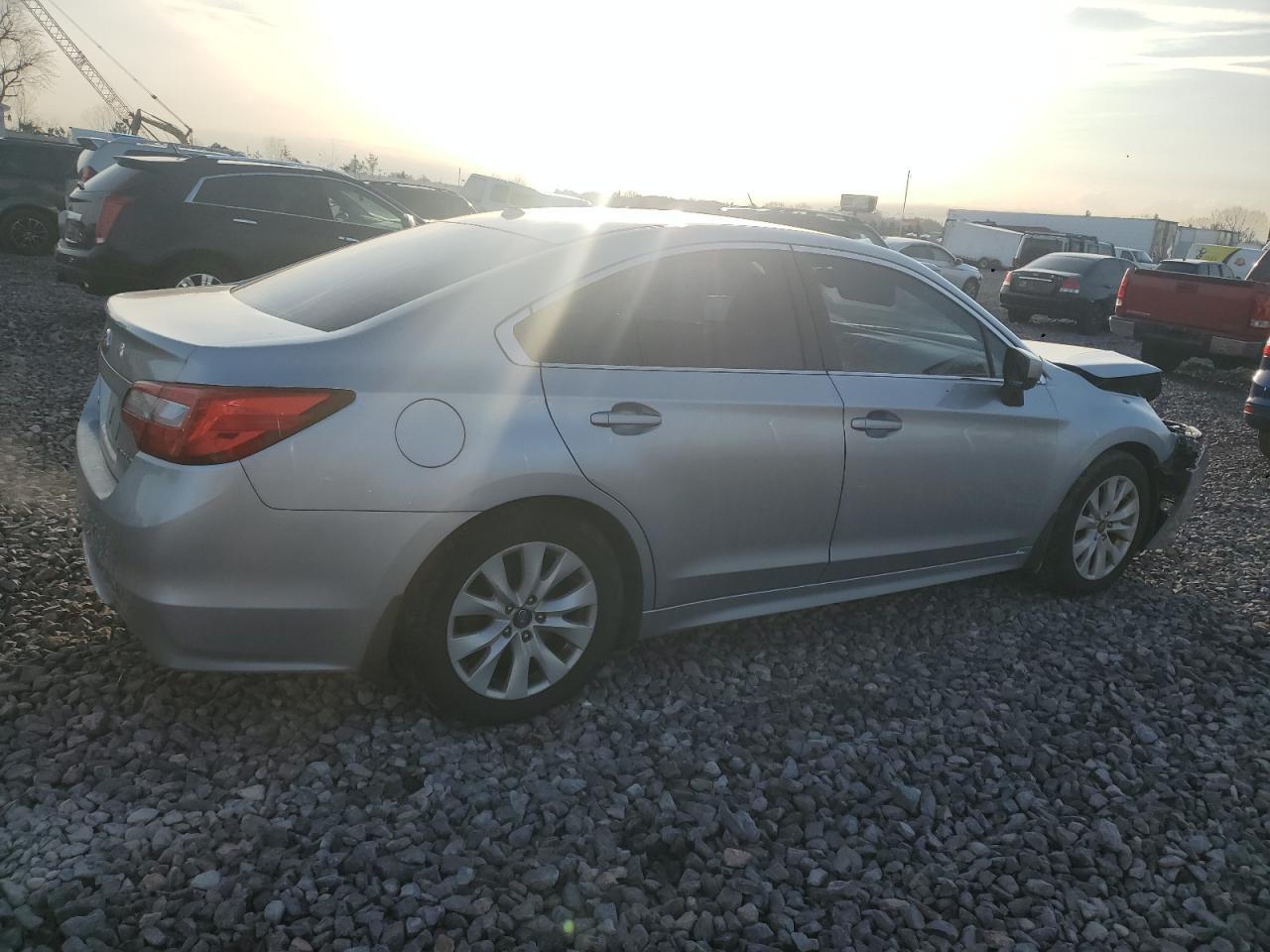 2015 Subaru Legacy 2.5I Premium - Image 3