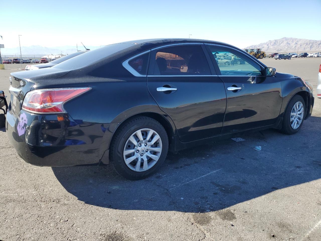 2015 Nissan Altima 2.5 - Фото 3