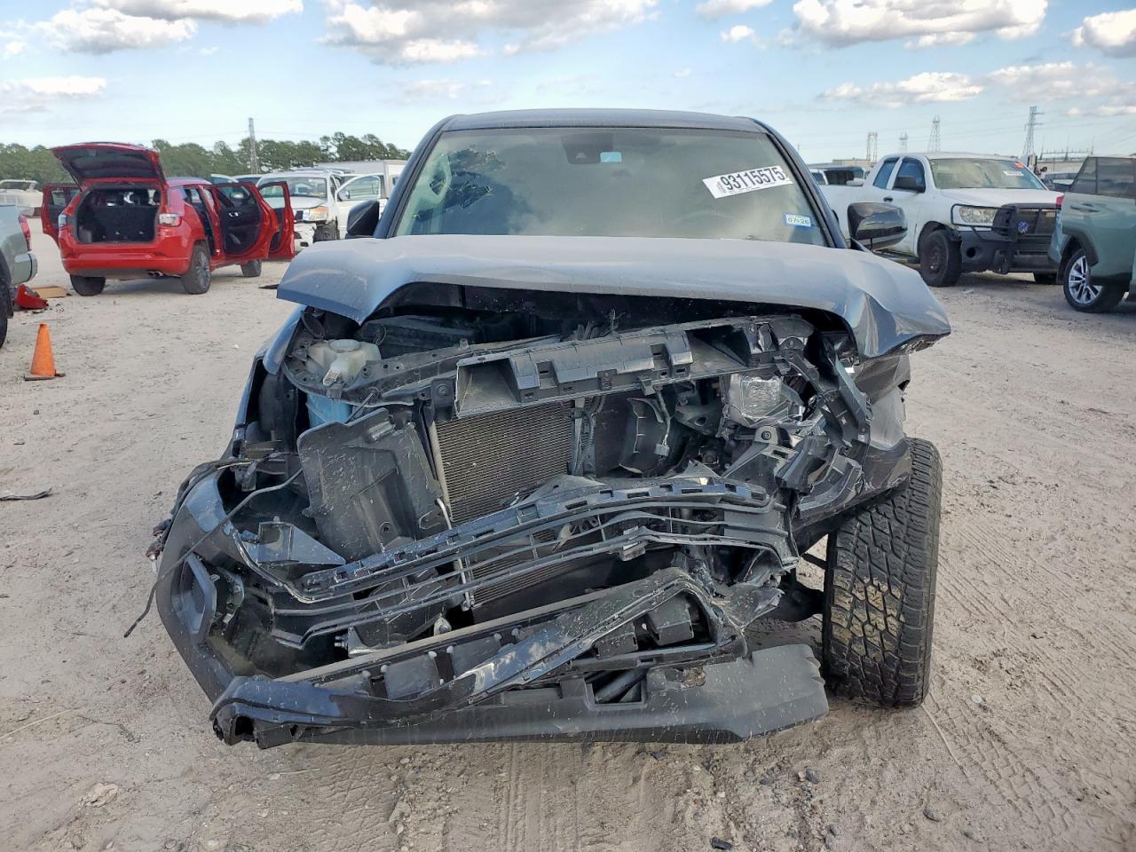 2022 Toyota Tacoma Double Cab - Фото 5