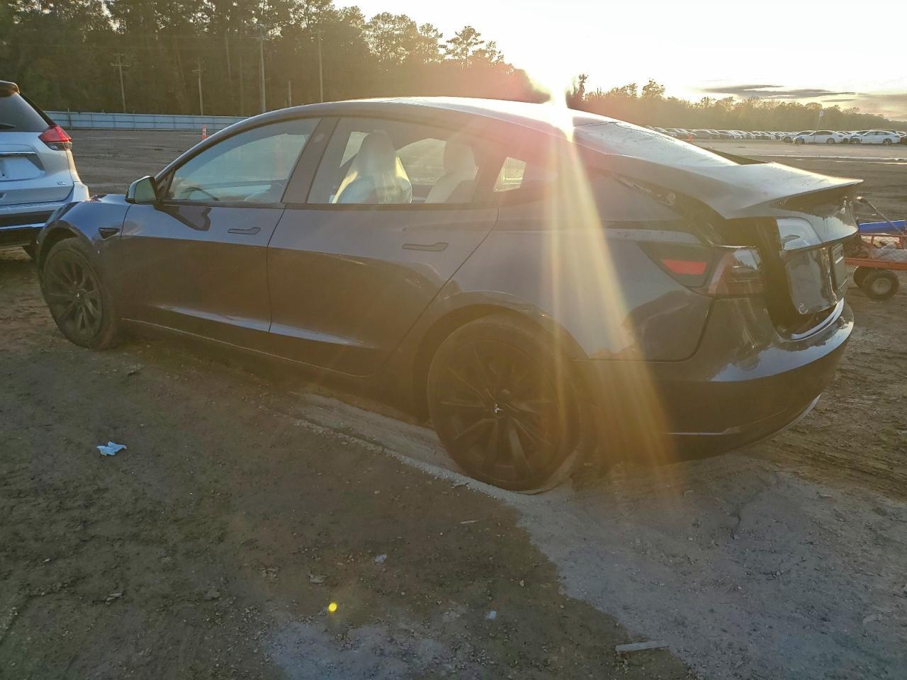 2023 Tesla Model 3 - Image 2