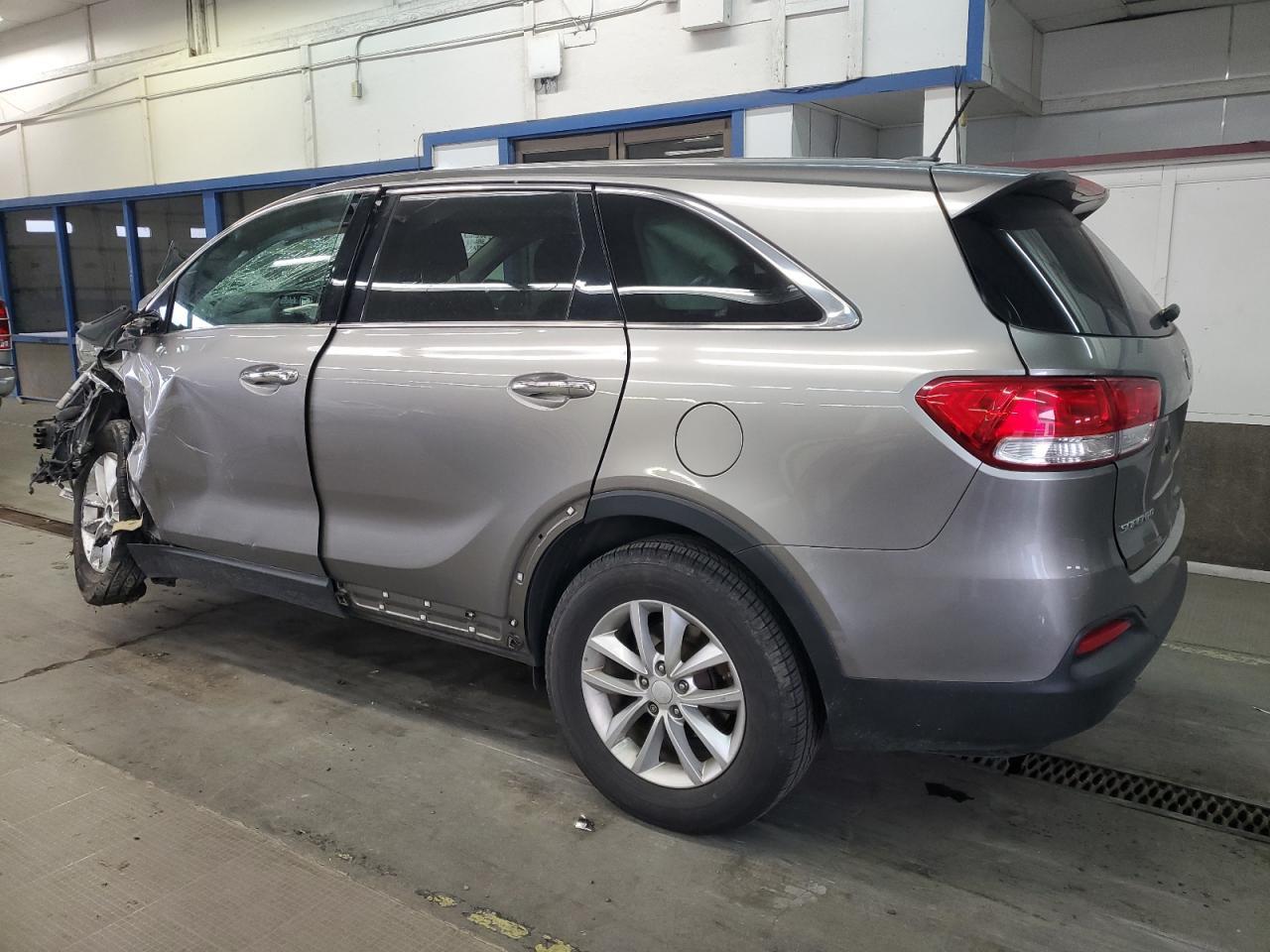 2017 Kia Sorento Lx - Фото 2