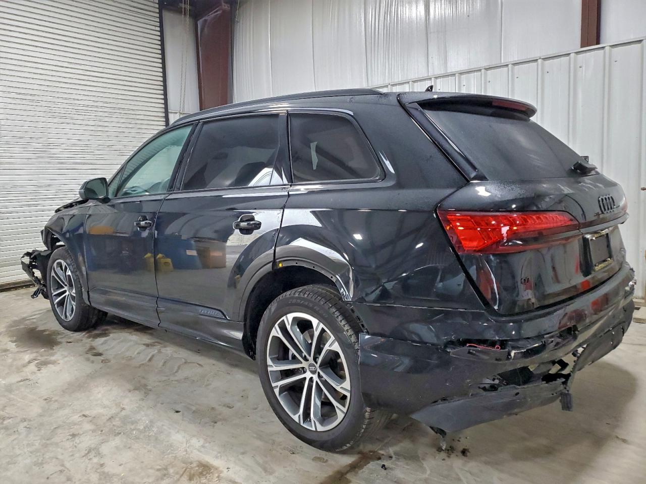 2025 Audi Q7 Premium Plus - Image 2