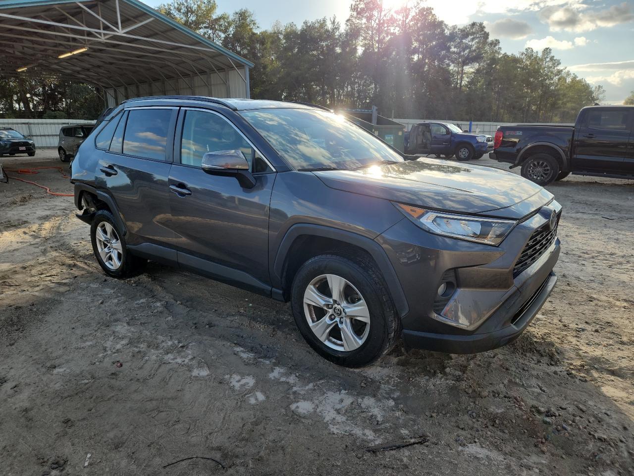 2020 Toyota Rav4 Xle - Фото 4