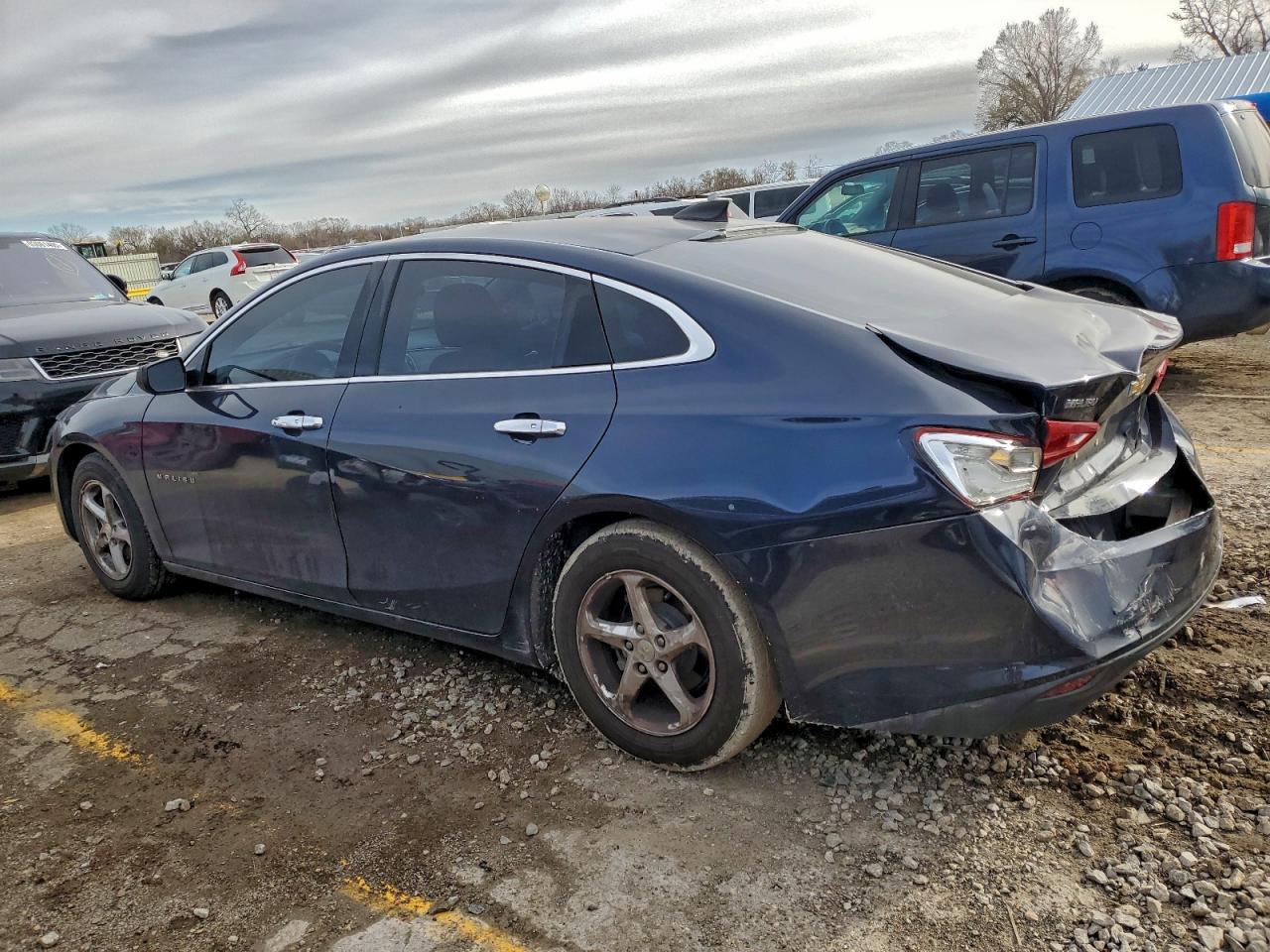 2017 Chevrolet Malibu Ls - Image 2