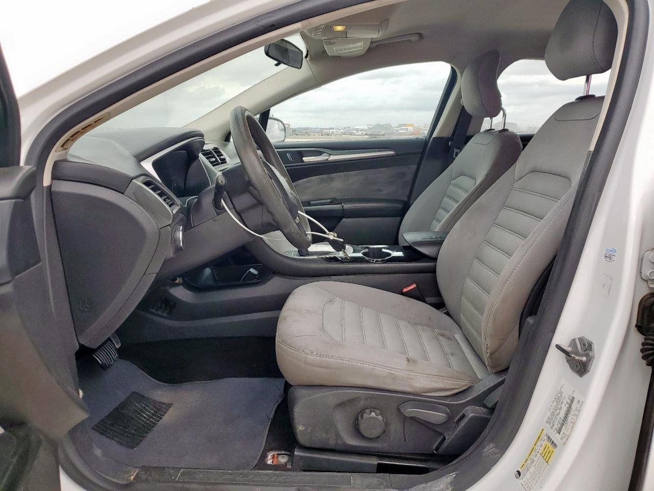 2014 Ford Fusion S - Фото 7