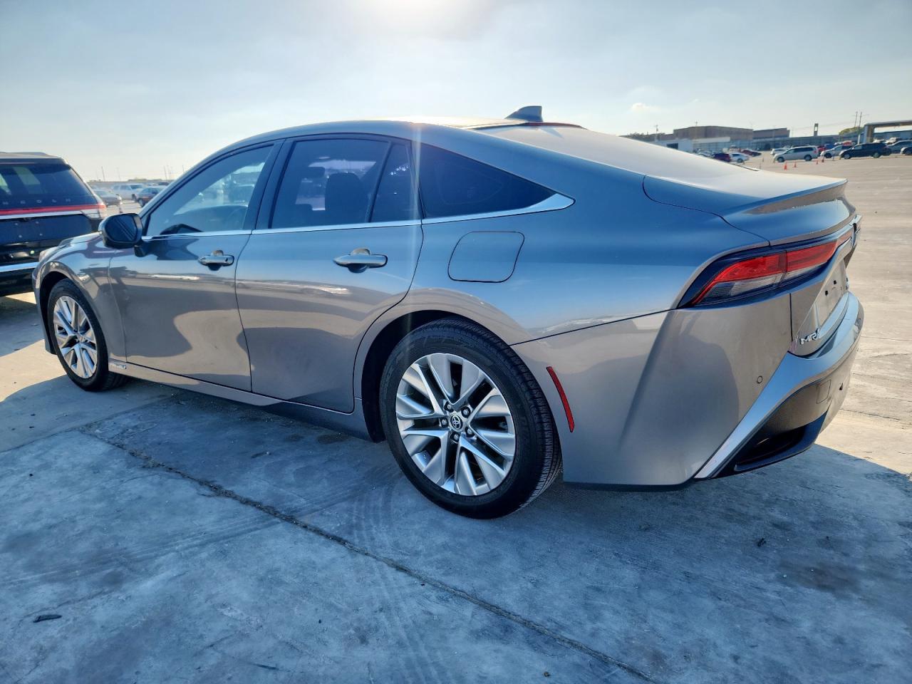 2023 Toyota Mirai Xle - Фото 2