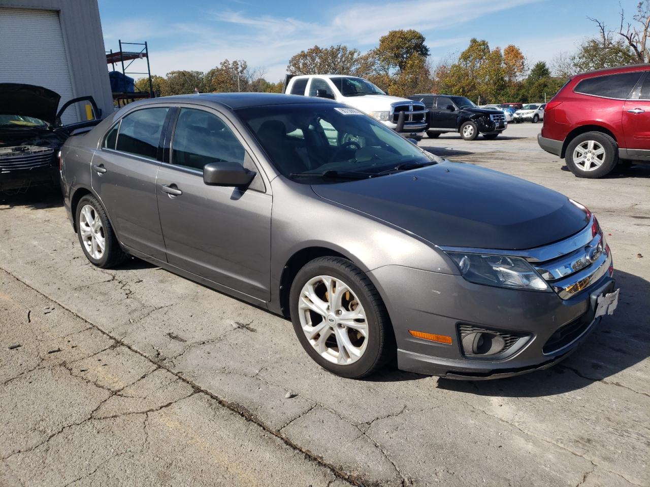 2012 Ford Fusion Se - Фото 4