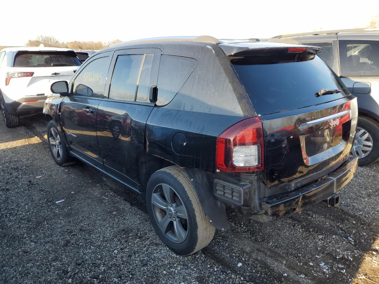 2016 Jeep Compass Latitude - Фото 2