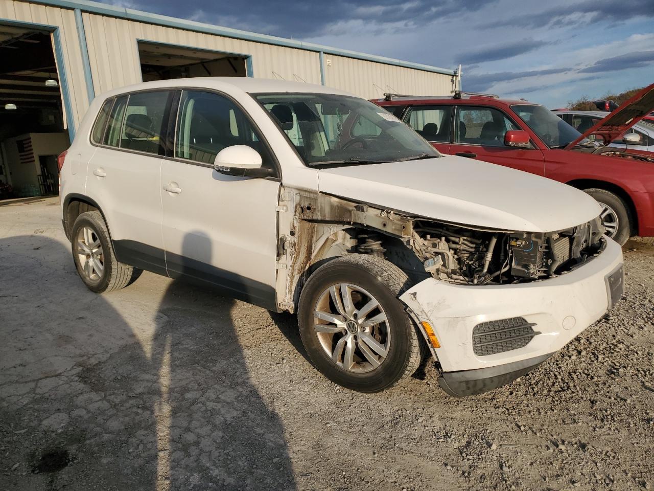 2012 Volkswagen Tiguan S - Фото 4