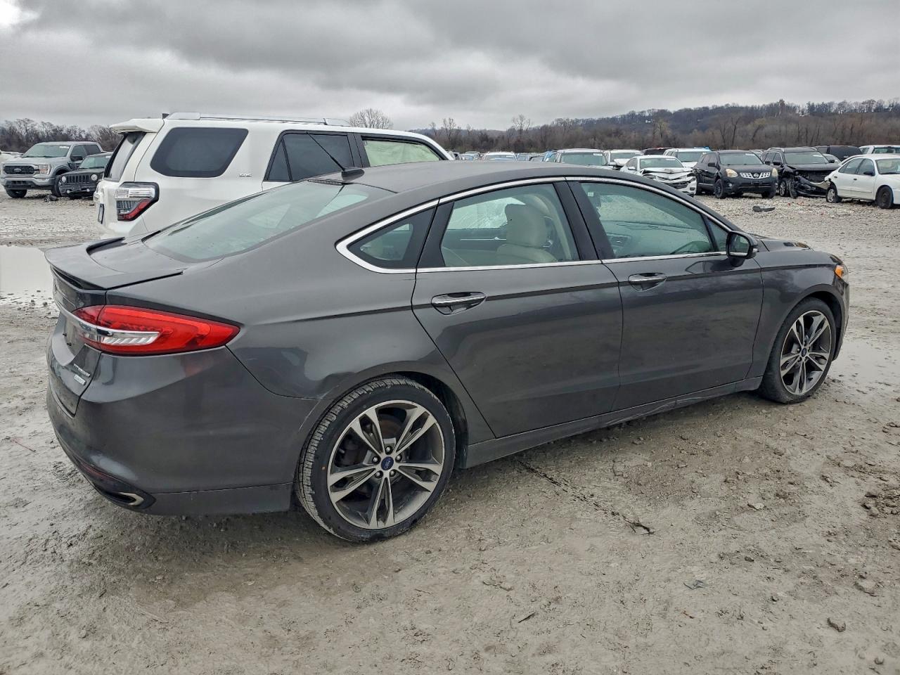 2017 Ford Fusion Titanium - Image 3