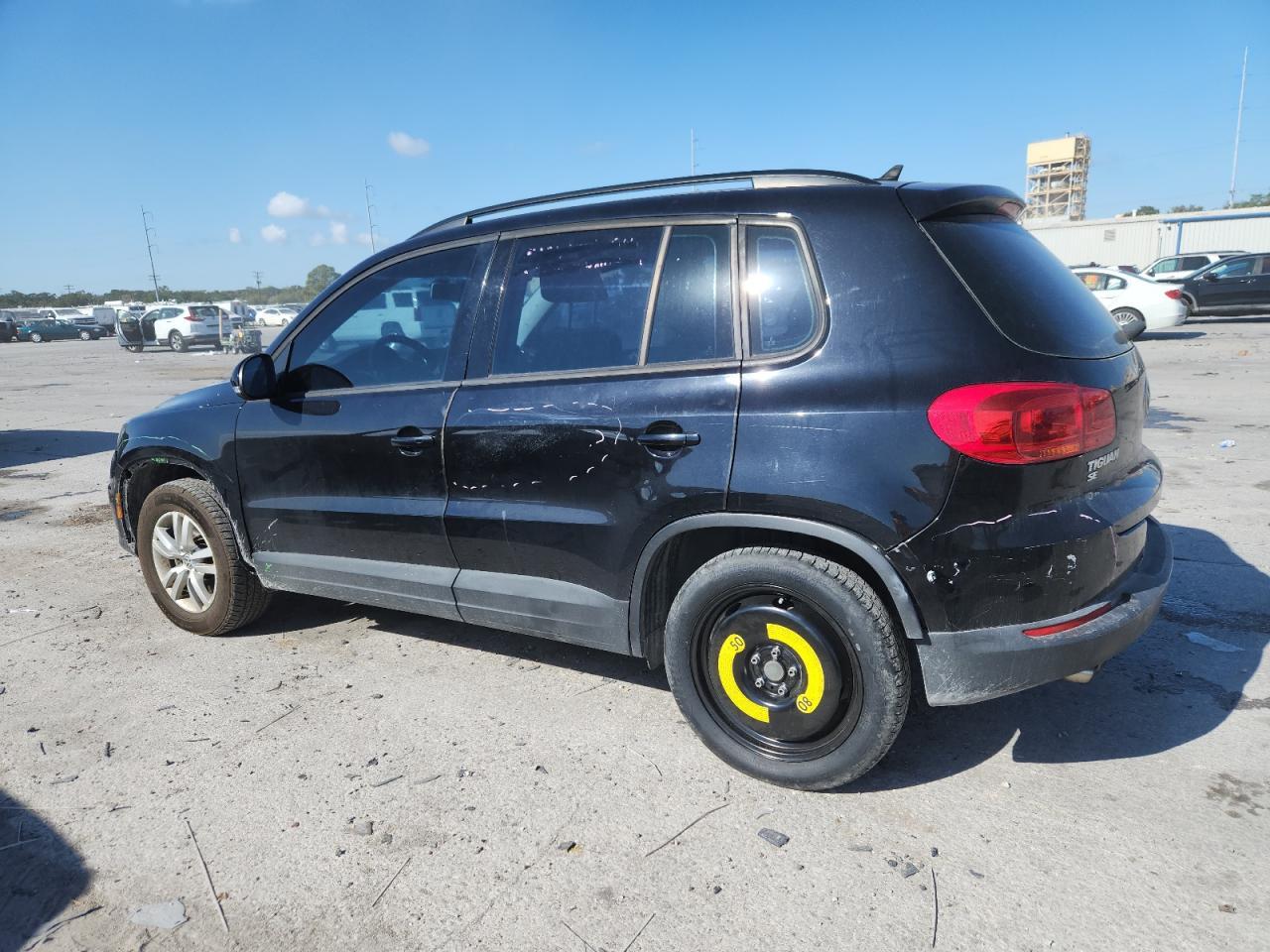 2017 Volkswagen Tiguan S - Image 2
