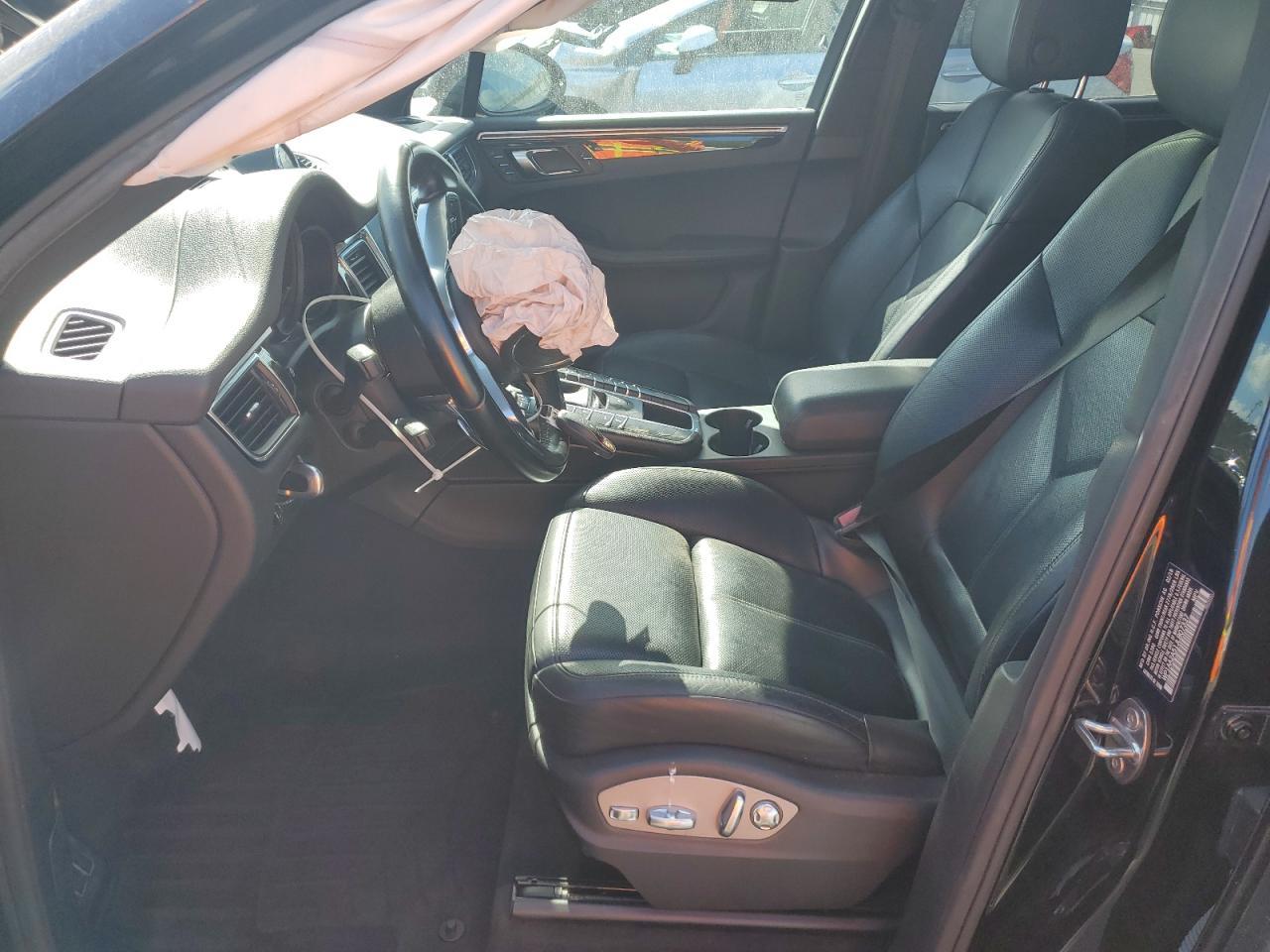 2018 Porsche Macan - Image 7