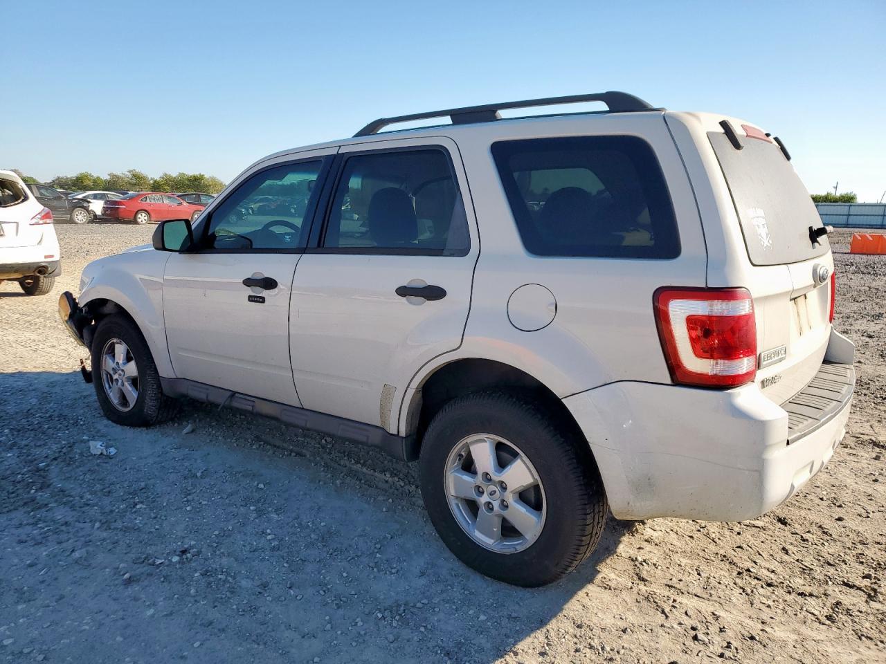 2009 Ford Escape Xlt - Фото 2