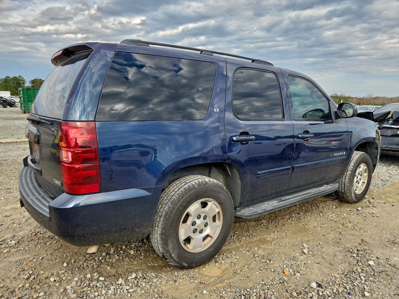 2009 Chevrolet Tahoe C1500 Lt - Image 3