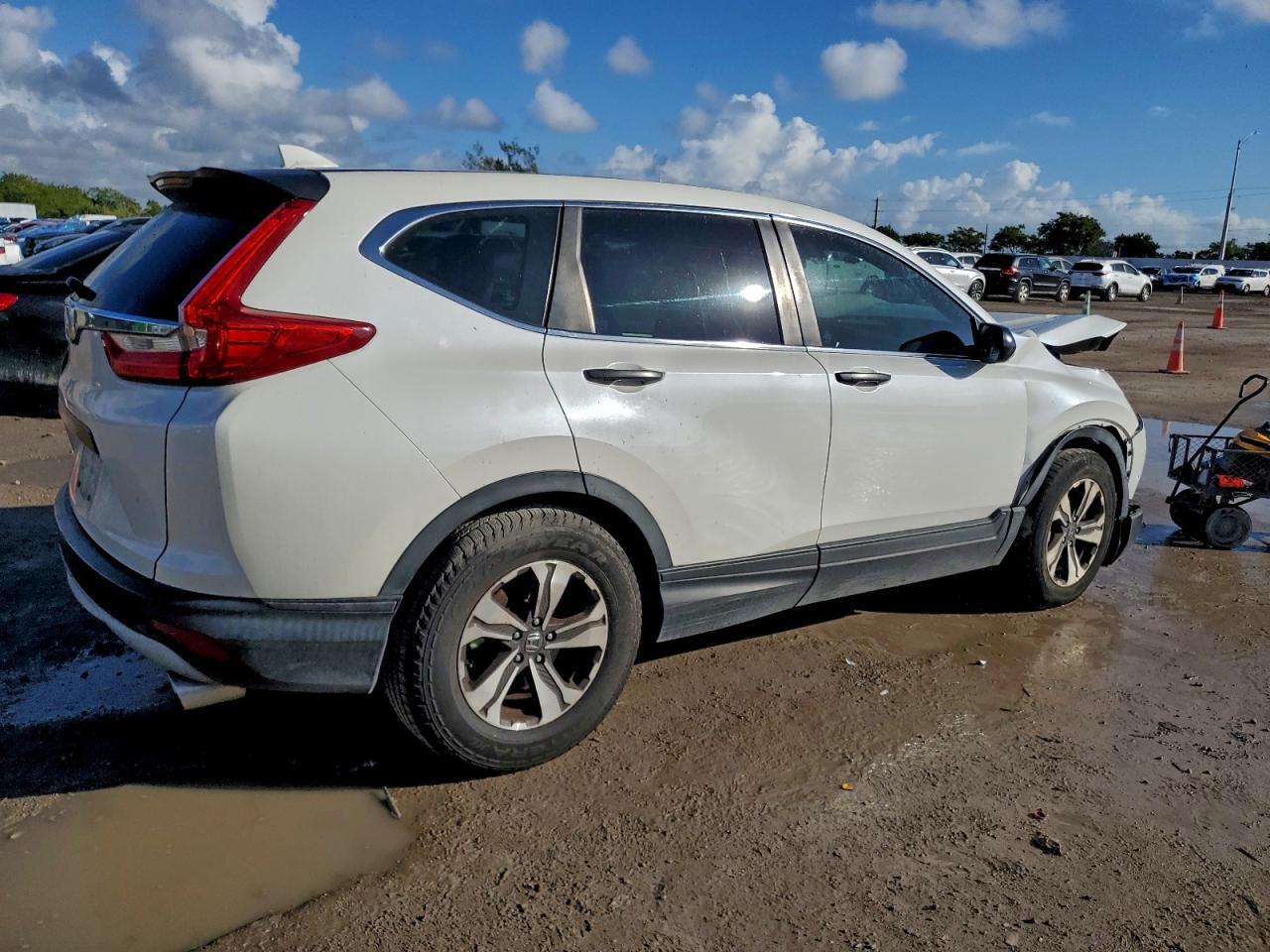 2017 Honda Cr-V Lx - Image 3