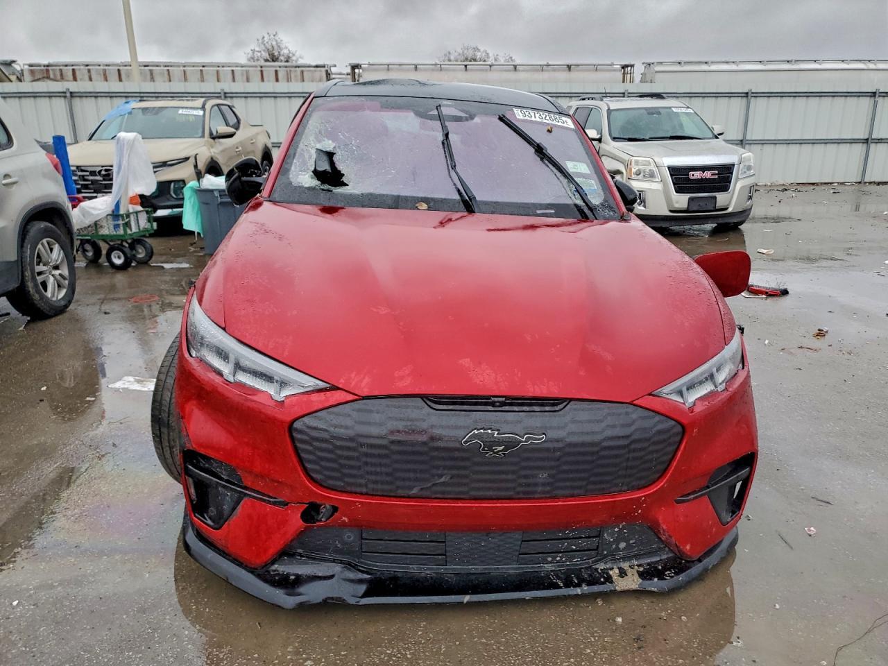 2022 Ford Mustang Mach-E Gt - Image 5