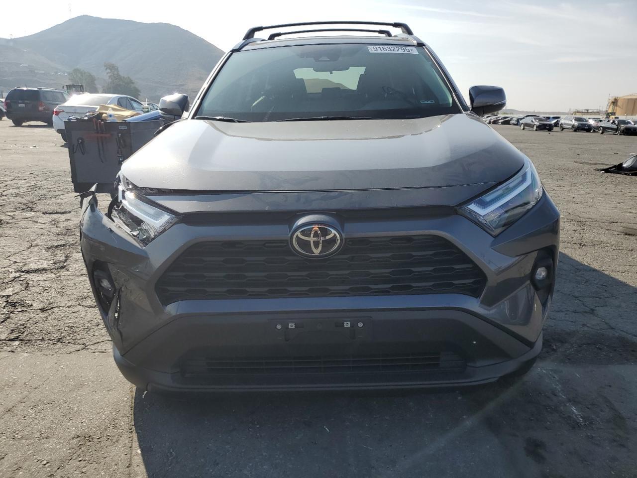 2025 Toyota Rav4 Xle Premium - Фото 5