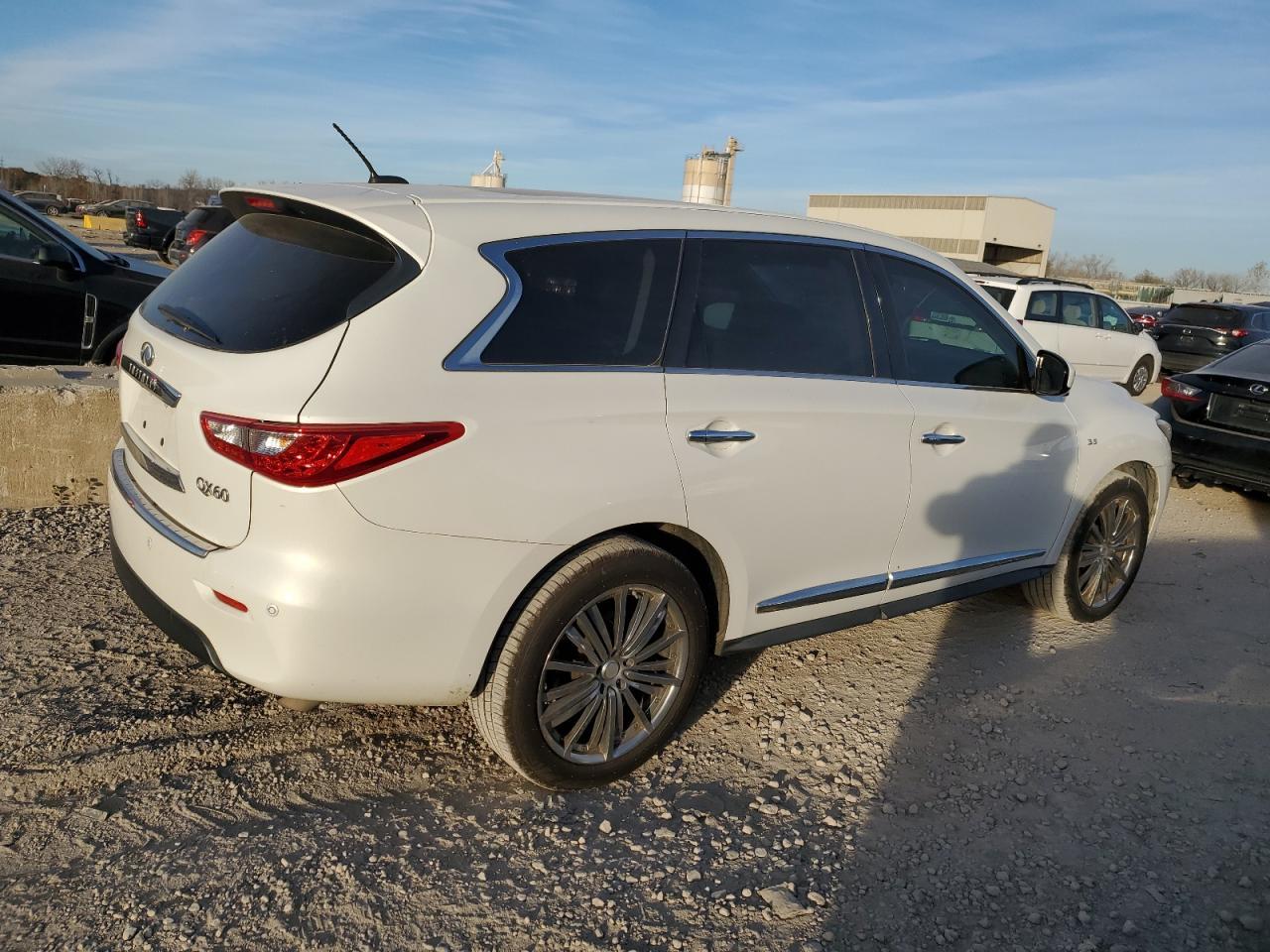 2014 Infiniti Qx60 - Image 3