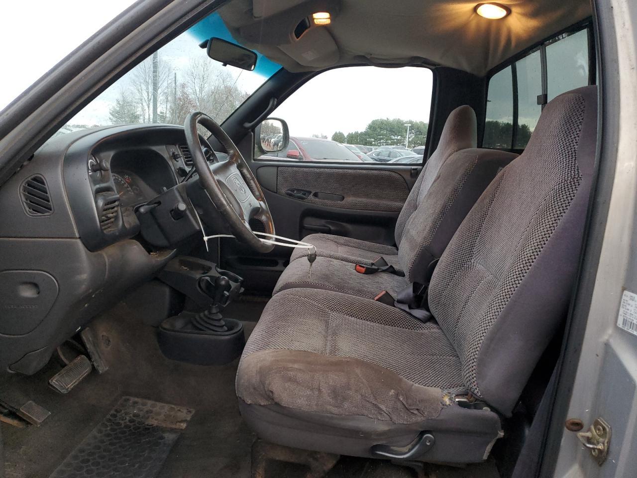 1998 Dodge Ram 2500 - Фото 7