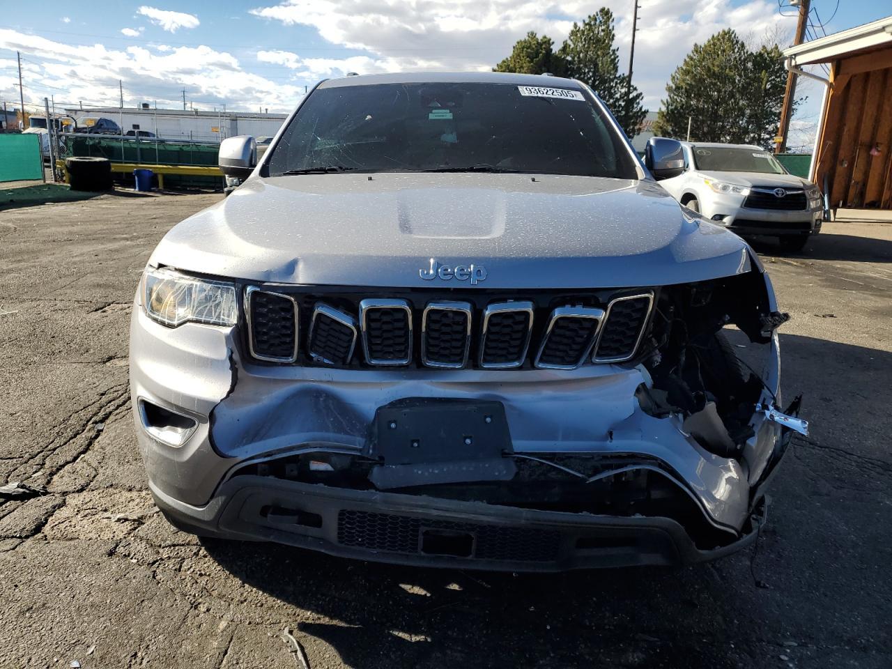 2020 Jeep Grand Cherokee Laredo - Фото 5