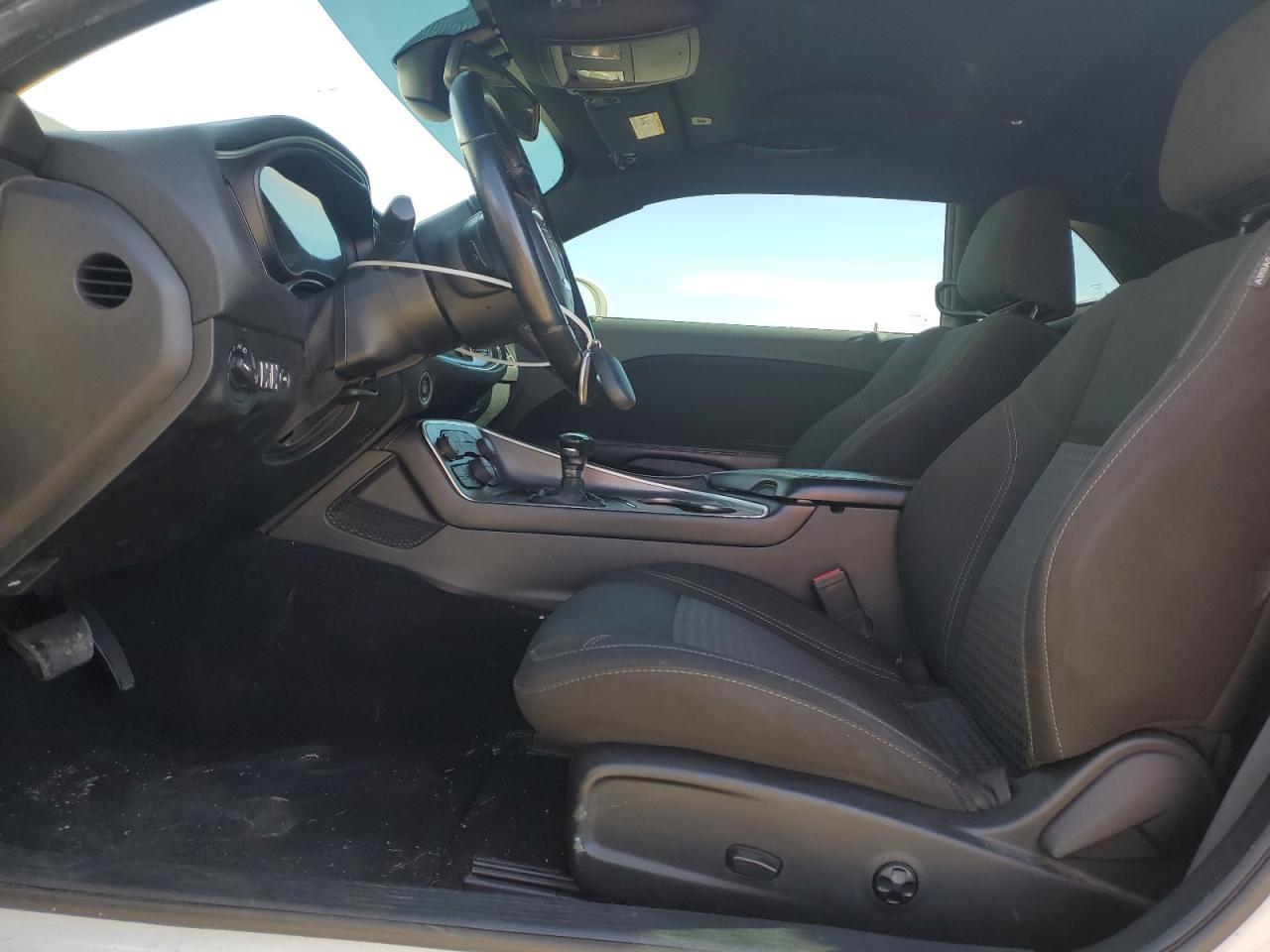 2021 Dodge Challenger Sxt - Фото 7