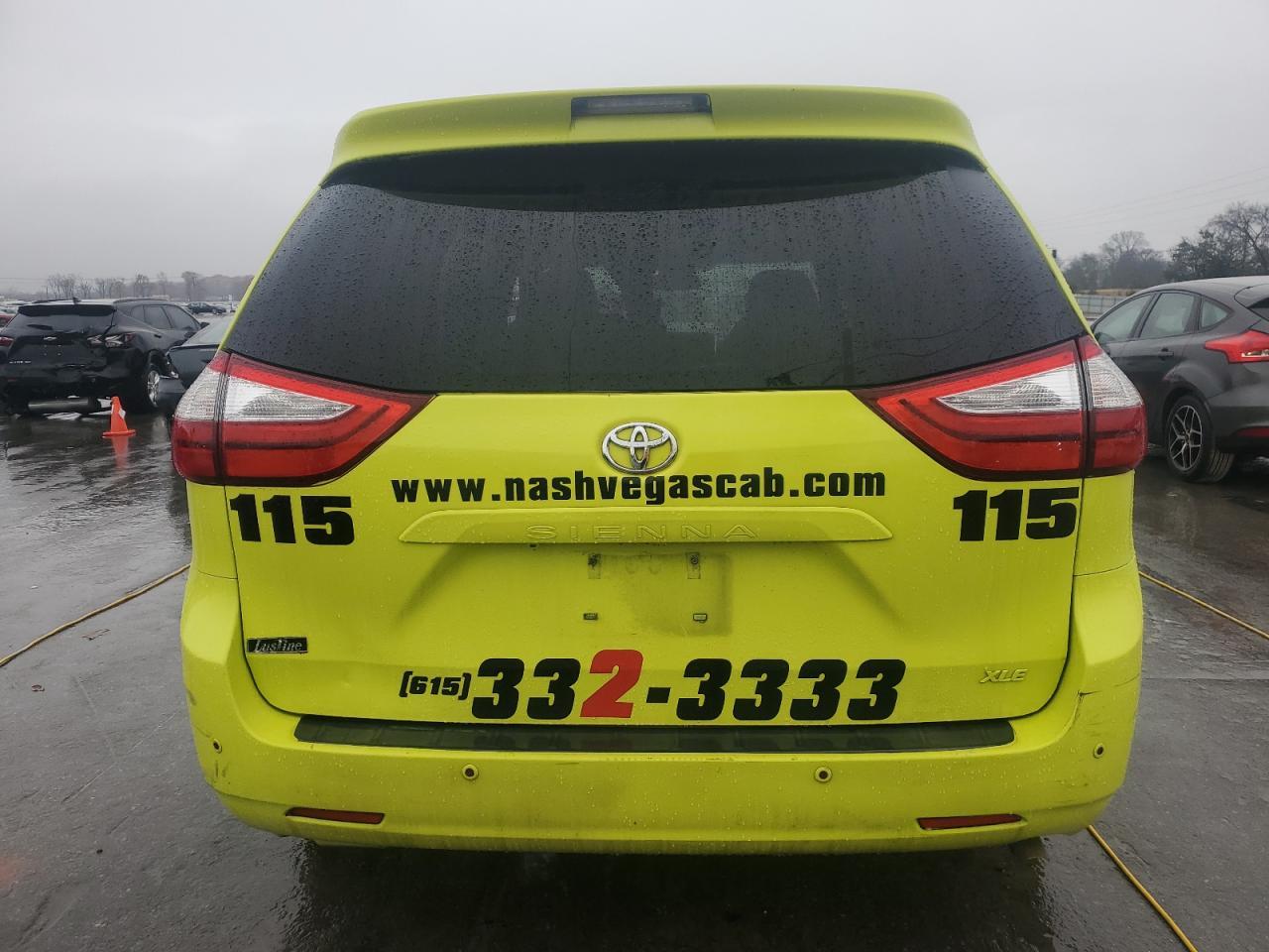 2016 Toyota Sienna Xle - Фото 6