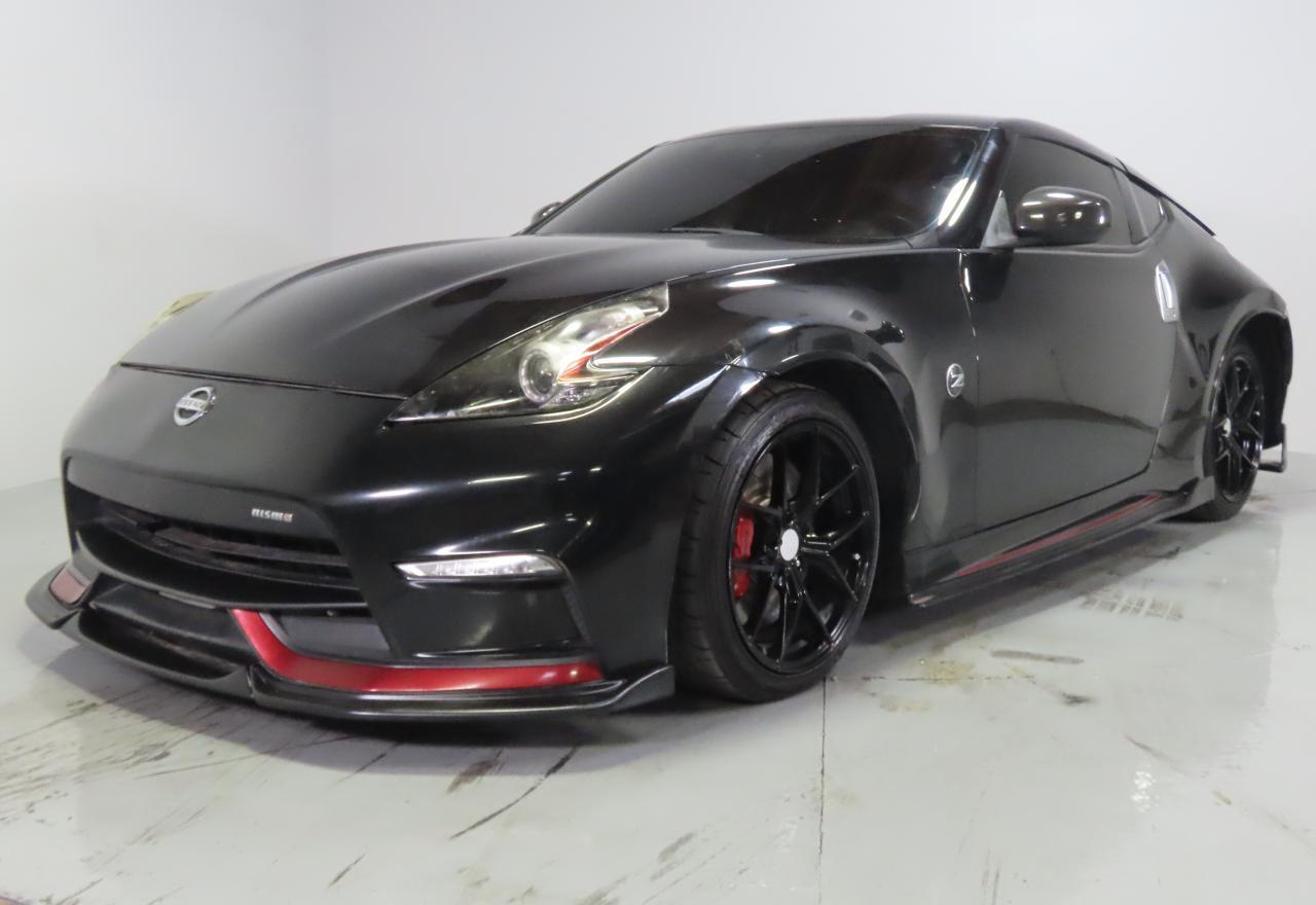 2015 Nissan 370Z Base - Image 2