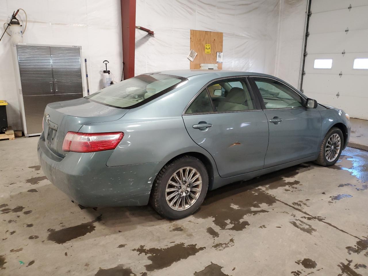 2009 Toyota Camry Base - Image 3