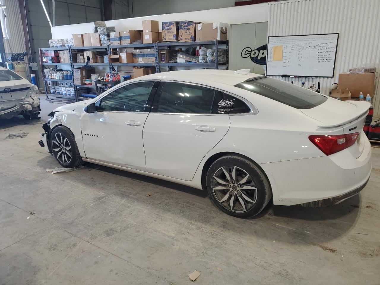 2021 Chevrolet Malibu Rs - Фото 2