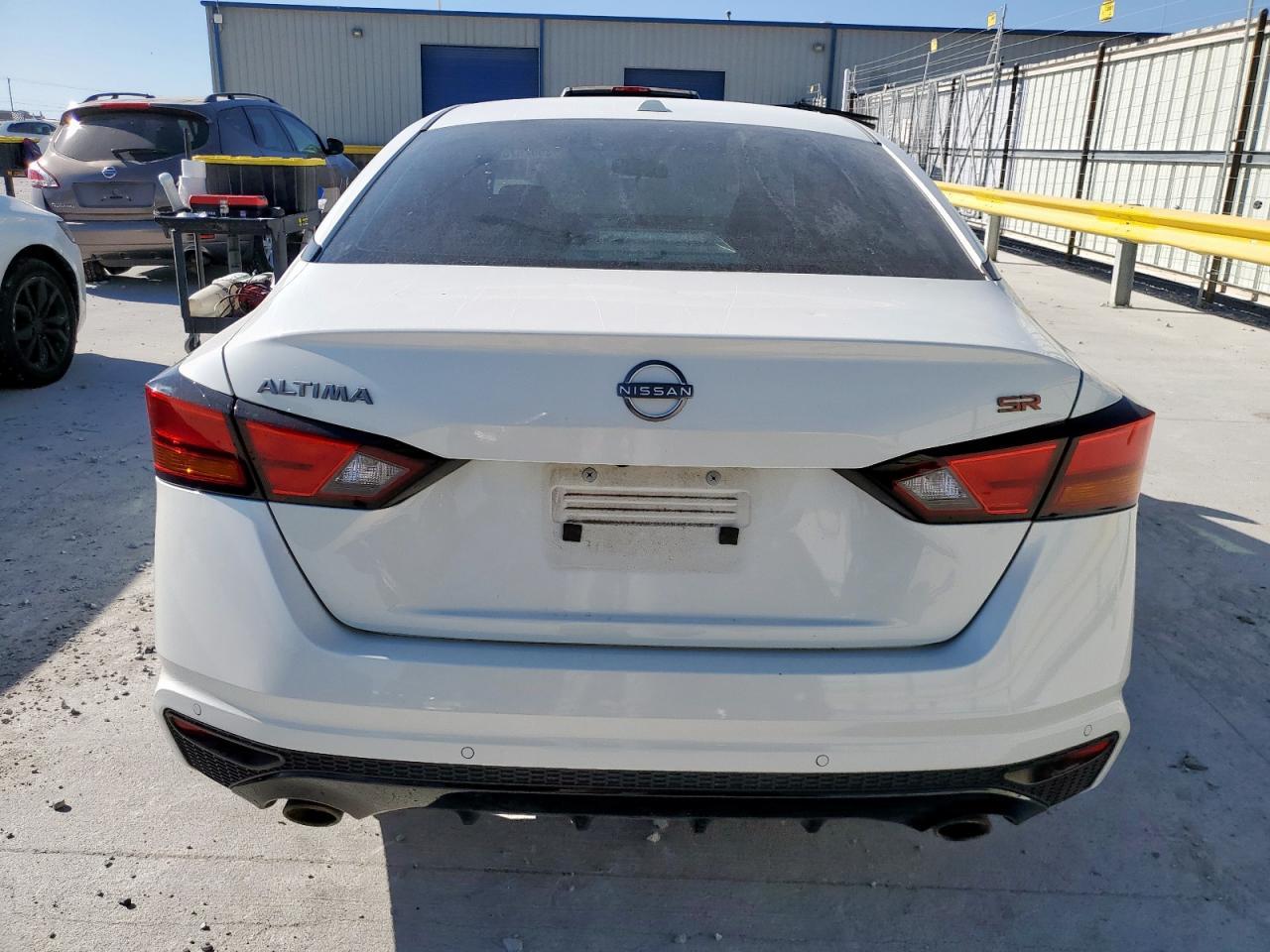 2024 Nissan Altima Sr - Фото 6