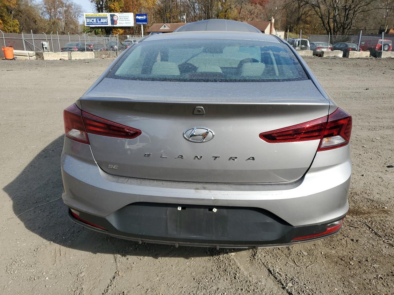 2020 Hyun Elantra Se - Image 6