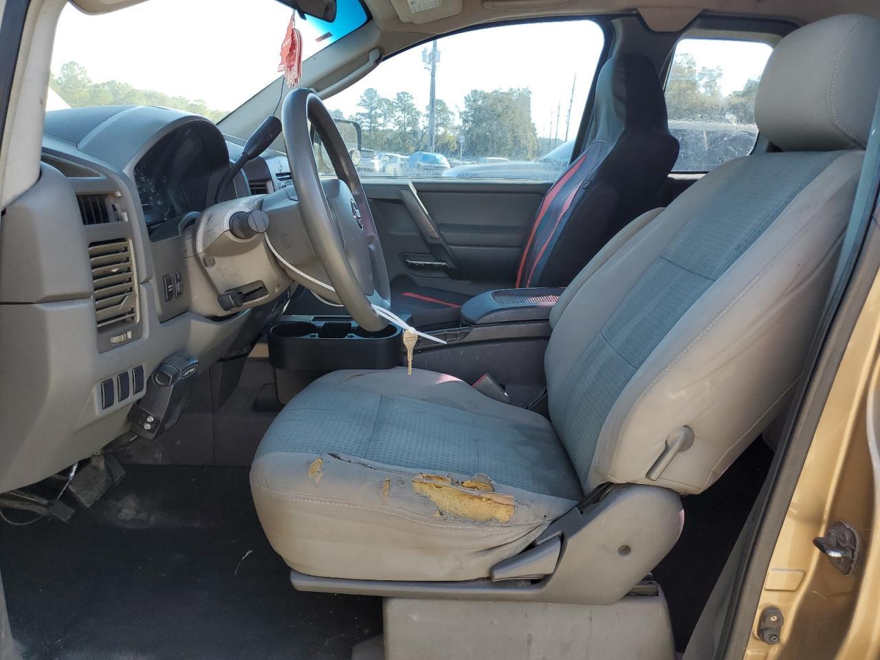 2005 Nissan Titan Xe - Image 7