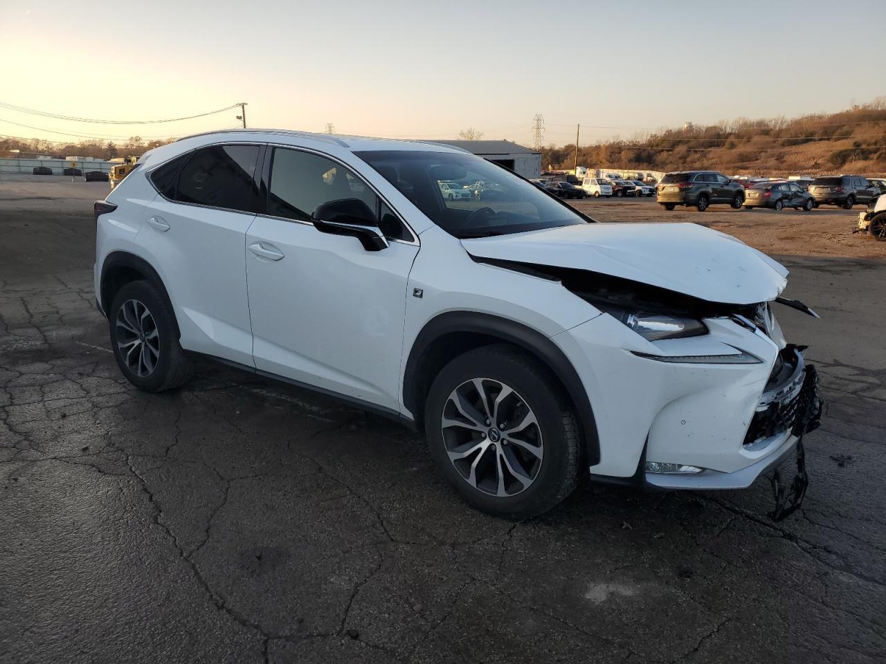 2016 Lexus Nx 200T Base - Фото 4