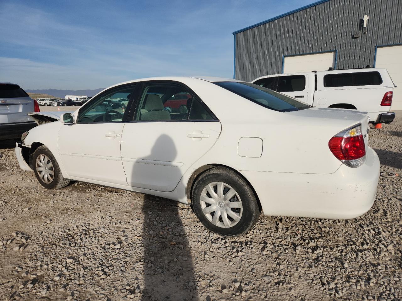 2005 Toyota Camry Le - Фото 2