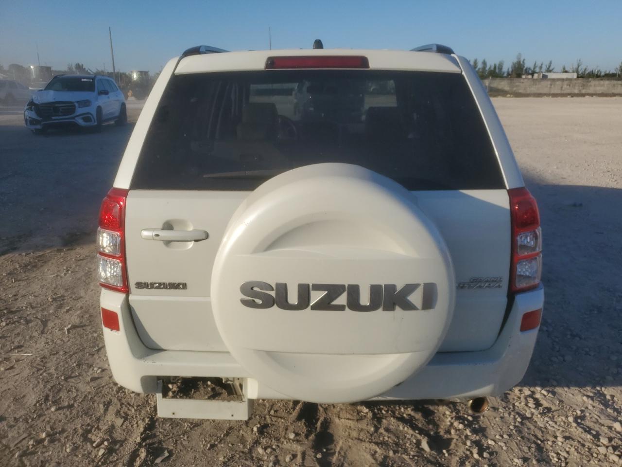 2007 Suzuki Grand Vitara Luxury - Image 6