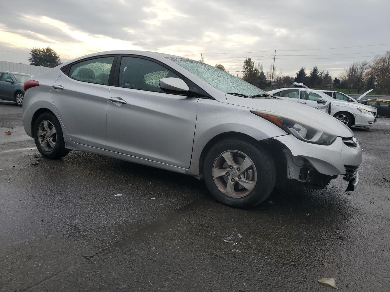 2015 Hyundai Elantra Se - Фото 4