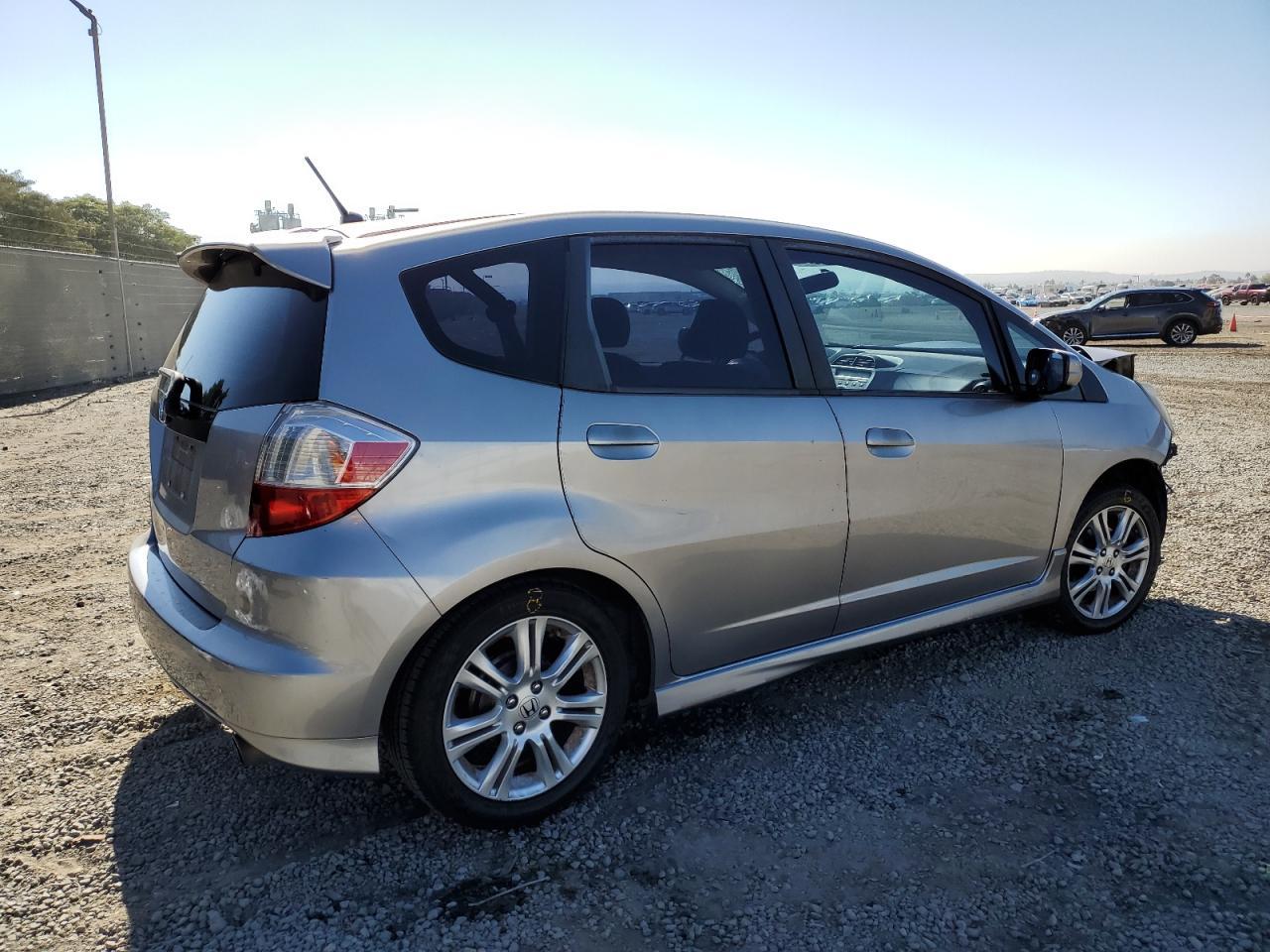 2010 Honda Fit Sport - Фото 3