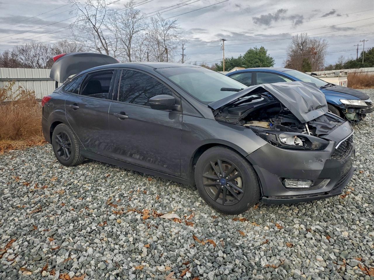 2017 Ford Focus Se - Image 4