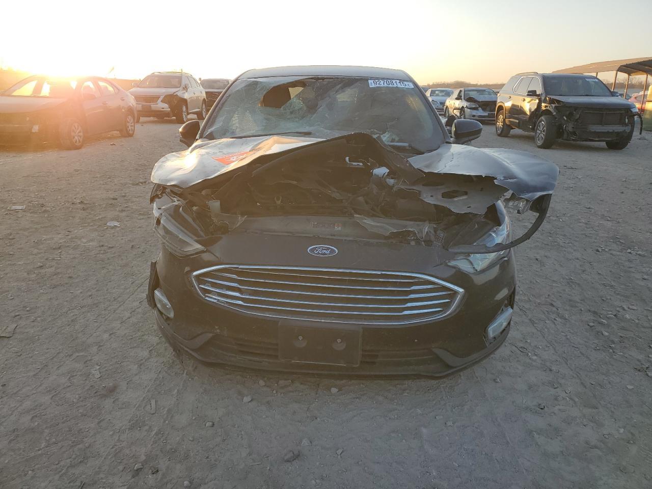 2019 Ford Fusion Se - Image 5