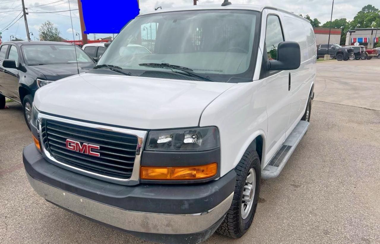 2022 GMC Savana G2500 - Фото 2
