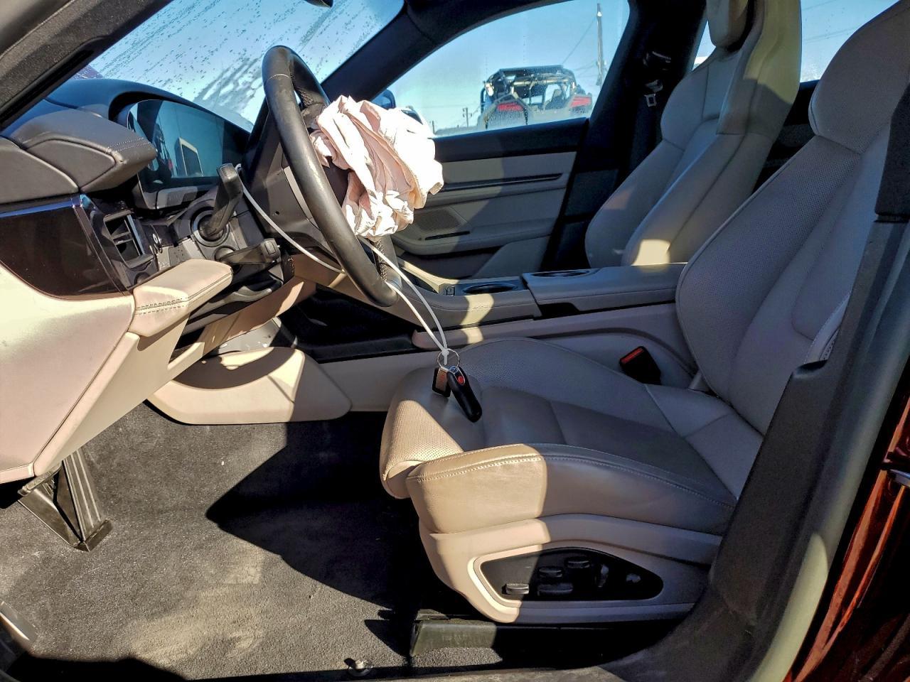 2023 Porsche Taycan - Фото 7