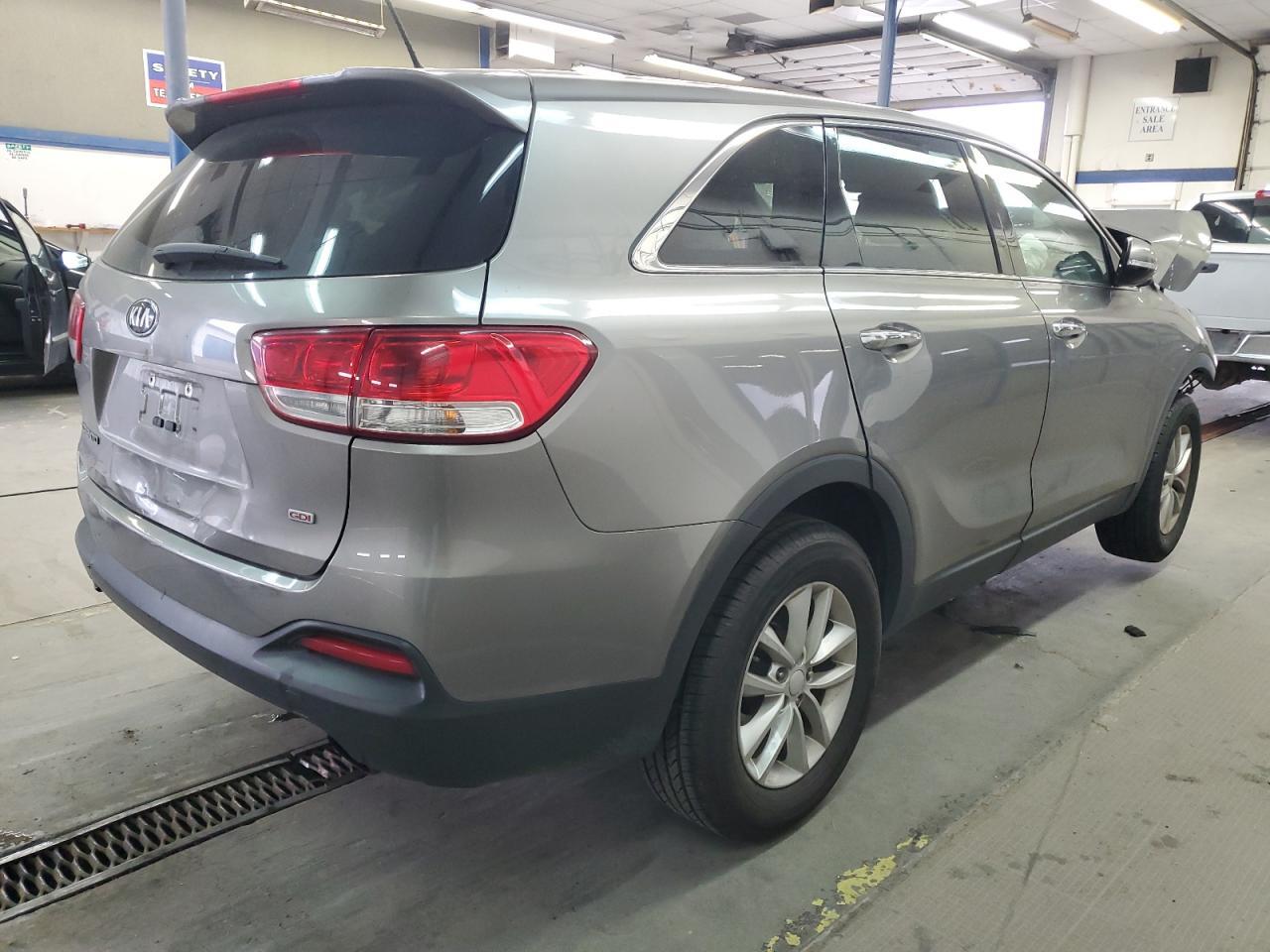 2017 Kia Sorento Lx - Фото 3