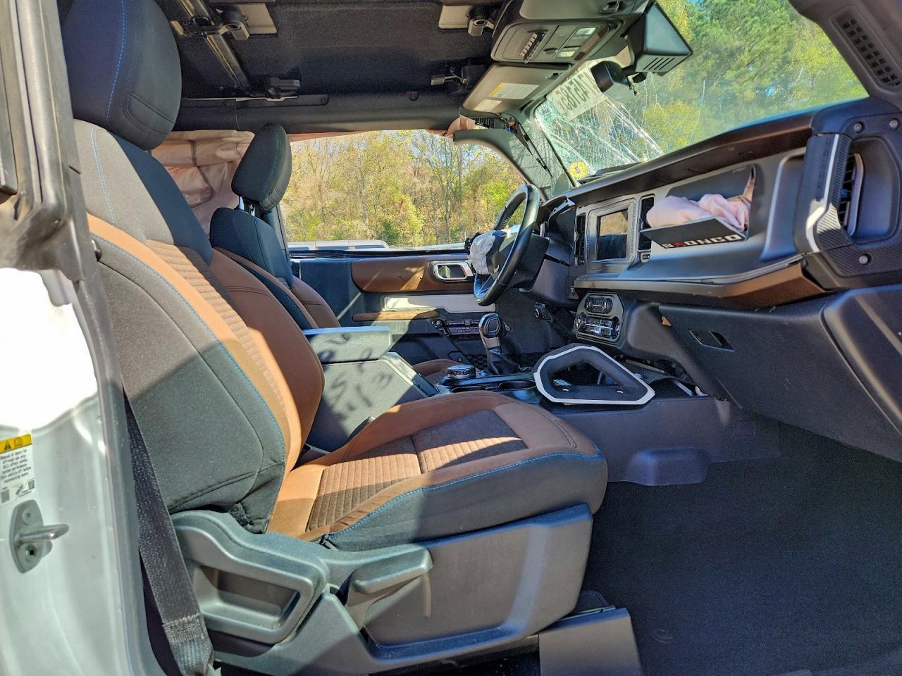 2021 Ford Bronco Base - Image 7