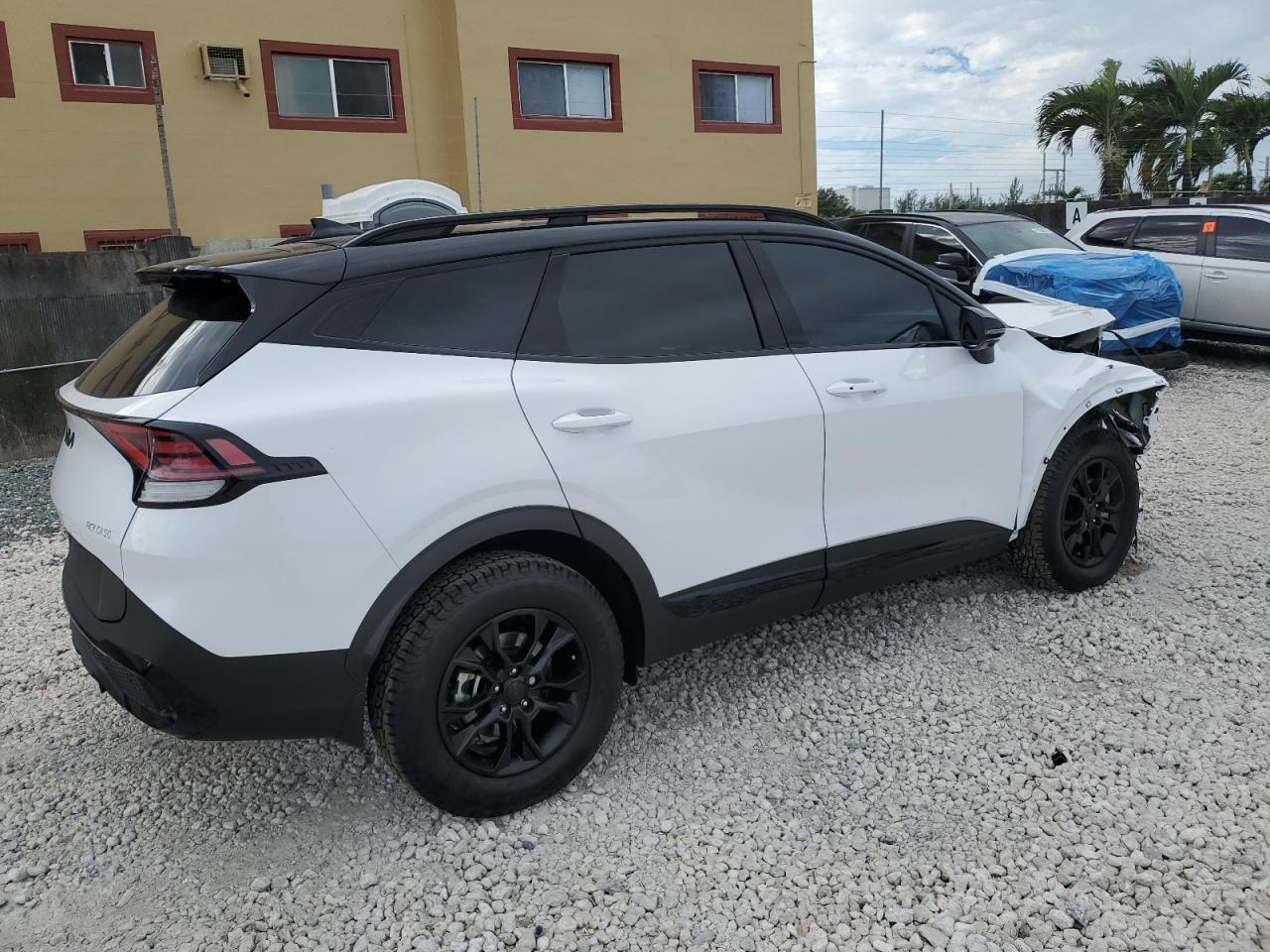 2025 Kia Sportage X-Pro Prestige - Фото 3