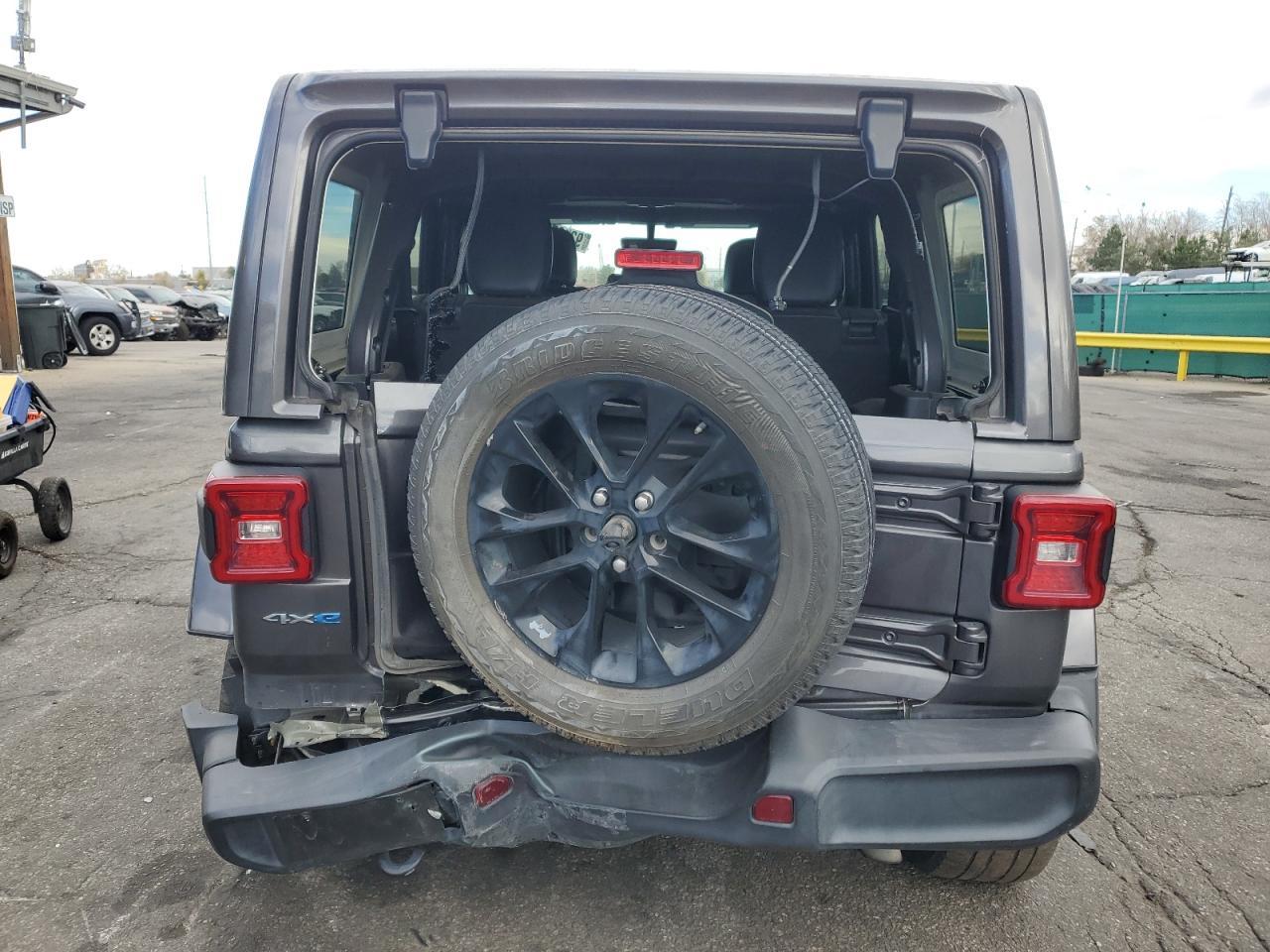 2021 Jeep Wrangler Unlimited Sahara 4Xe - Image 6