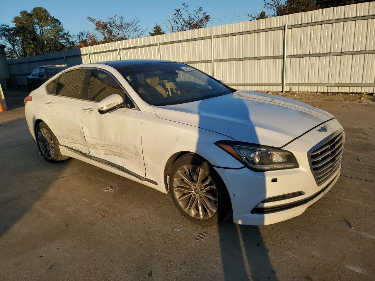 2015 Hyundai Genesis 3.8L - Фото 4