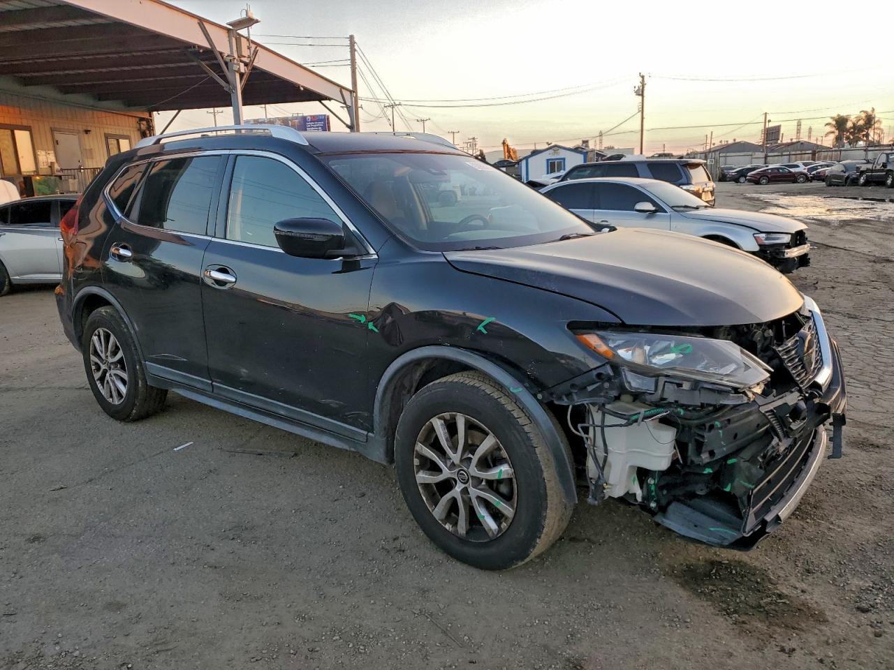 2020 Nissan Rogue S - Фото 4
